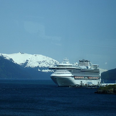 File:Alaskan cruise ship.jpg