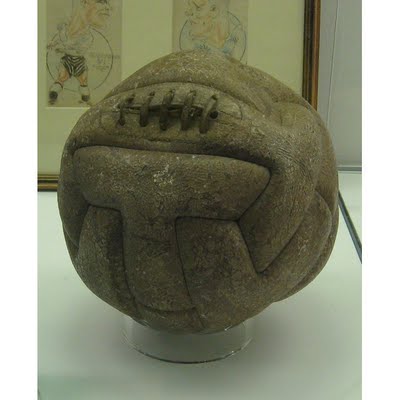 File:1930 world cup ball Uruguay.jpeg