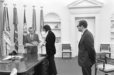 File:When Elvis meets Nixon.gif