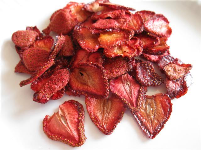 File:Dried Strawberries.jpg