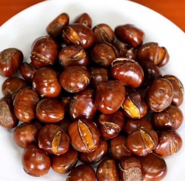 File:Chinese chestnut in Huoshan county， Anhui province， China.jpg