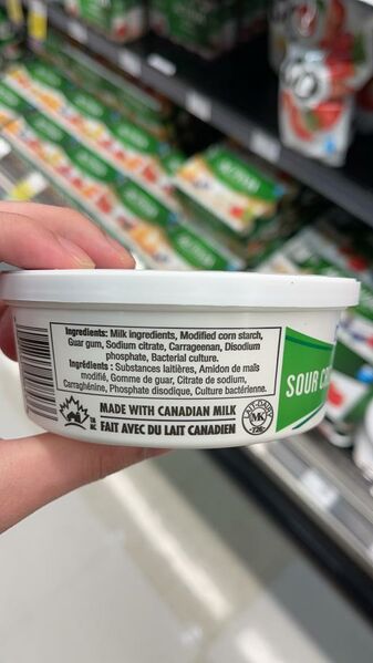 File:Dairyland Regular Fat Sour Cream Ingredients.jpg