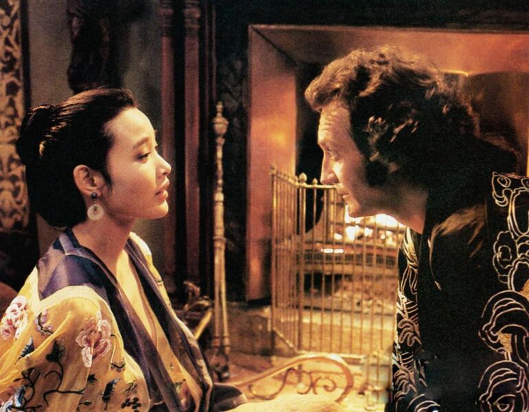 File:Bryan Brown and Joan Chen in Tai-Pan (1986) Directed by Daryl Duke.jpg