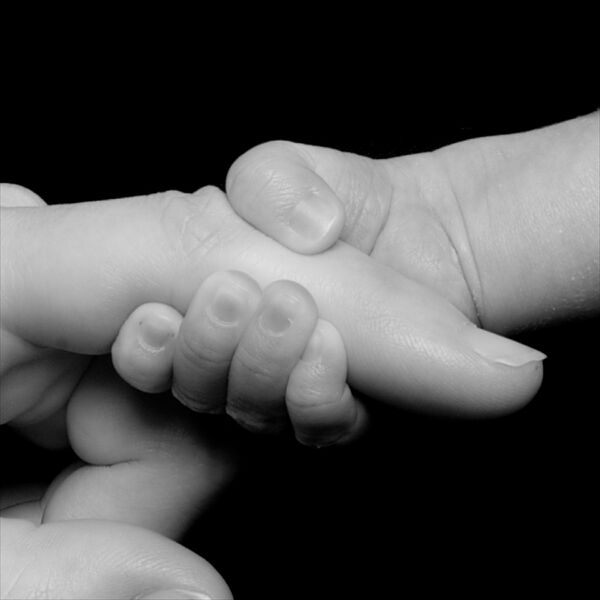 File:Newborn holding finger.jpg