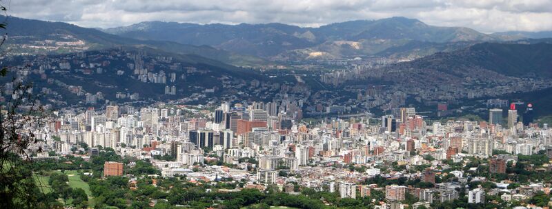 File:Ariel View of Caracas, Venezuela.jpg