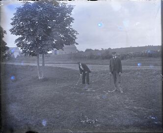 Unidentified Photographer, ​[Glass negative depicting two men playing croquet],​ [between 1910 and 1919?] (Croquet_Box3_0283)