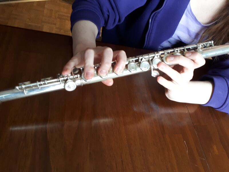 File:C4 on the flute.jpg