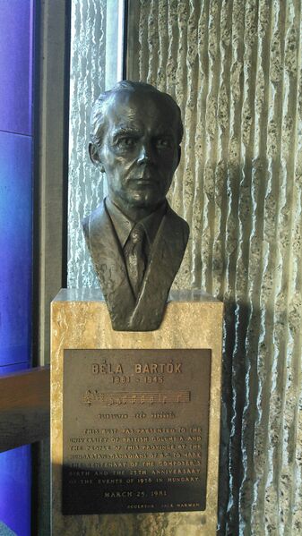 File:Bust of Béla Bartók.jpg