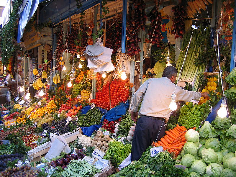 File:Istanbul Vegetable Market.jpg