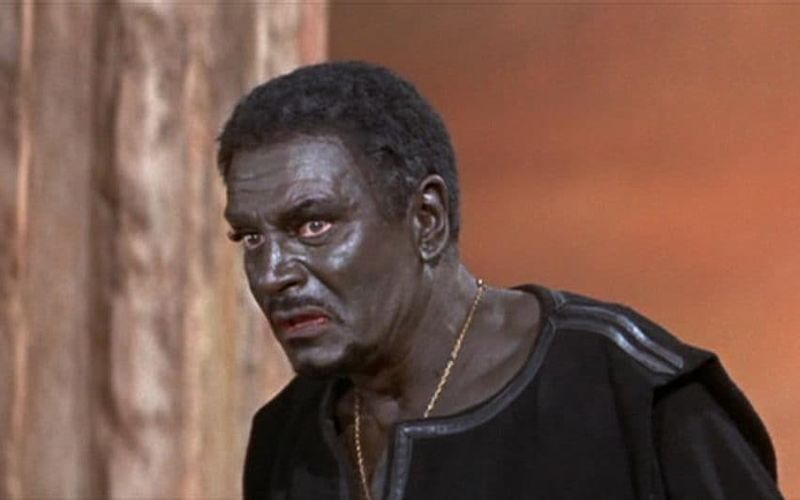 File:Laurence Olivier as Othello- 1965.jpg