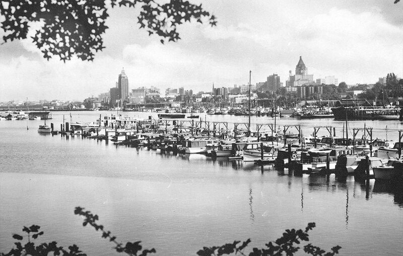 File:Coal Harbour in the Early 1900s.jpg